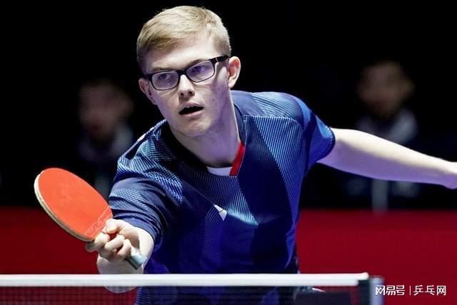 同时也让年 同时也让年