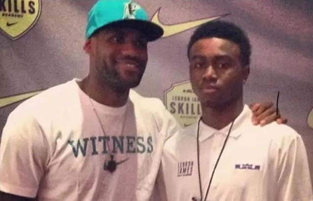 在骑士与爵 在骑士与爵